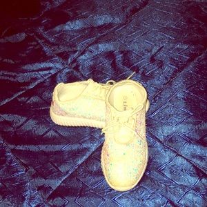 Glitter shoes